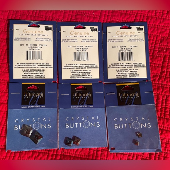 NEW ULTIMATE CRYSTALS SWAROVSKI CRYSTAL BUTTONS - Picture 2 of 3